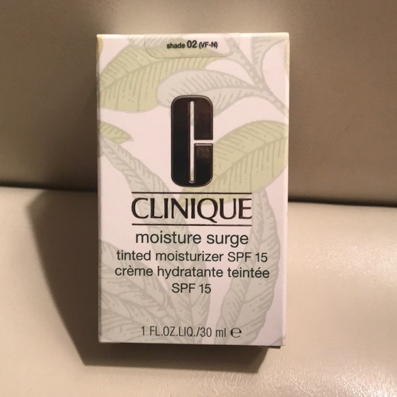 clinique moisture surge spf 15